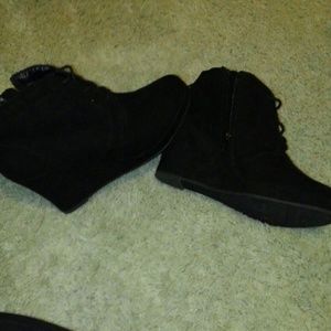 Mossimo ankle booties